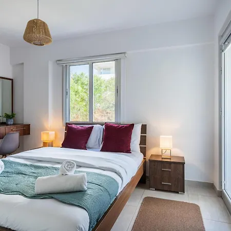 Kraken 2-br By Makenzy Appartement Larnaca