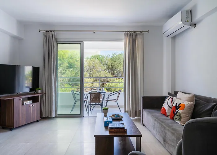 Kraken 2-Br Apartment By Makenzy Beach Apartmán